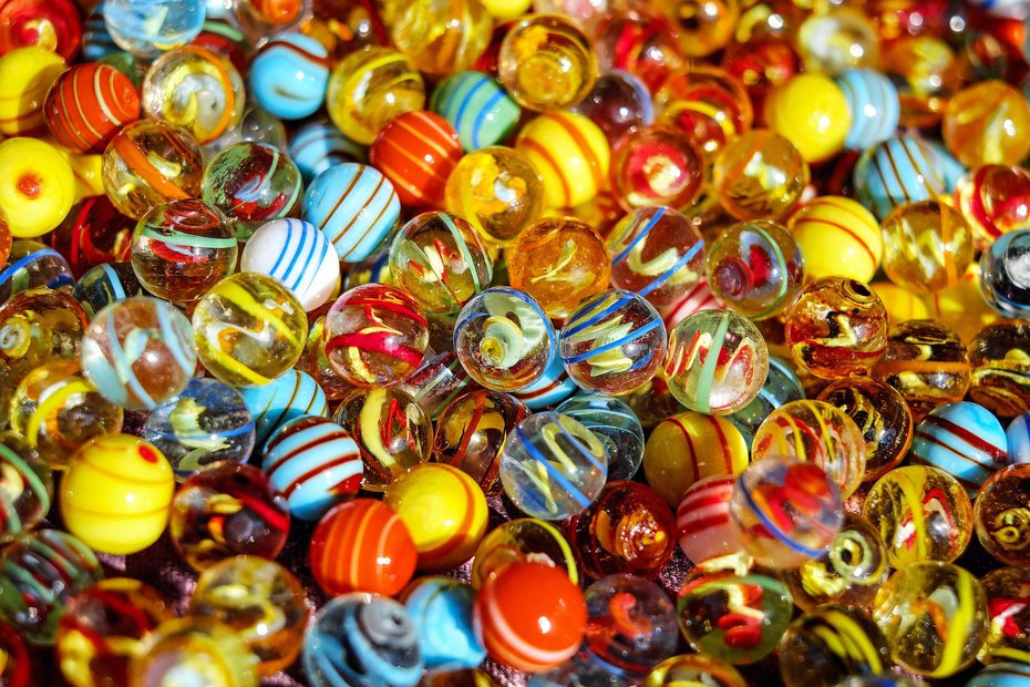 marbles-1659398_1920.jpg