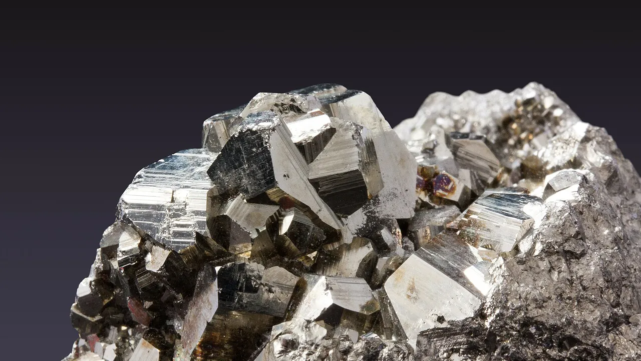 pyrite-345637_1280.jpg